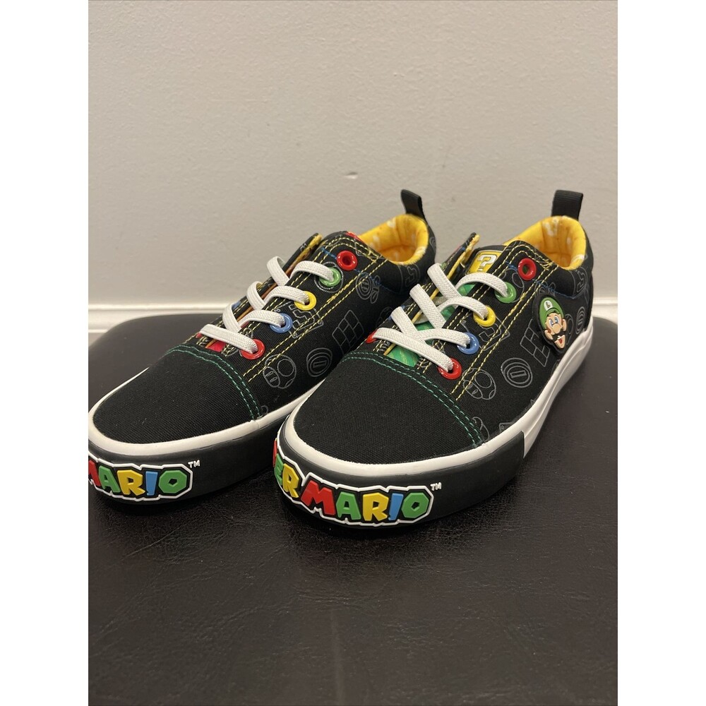 Super Mario Brothers Canvas Lace Up Shoes Kids Size 1 Mario Luigi Ground Up